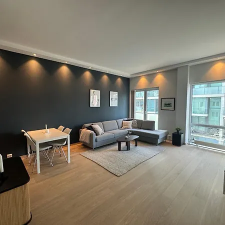 Moderne Sentral I Med Gratis Parkering