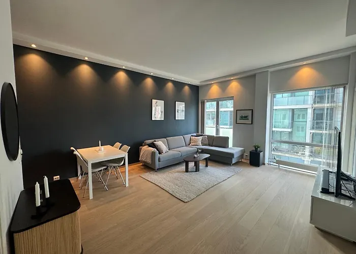 Moderne Sentral I Med Gratis Parkering