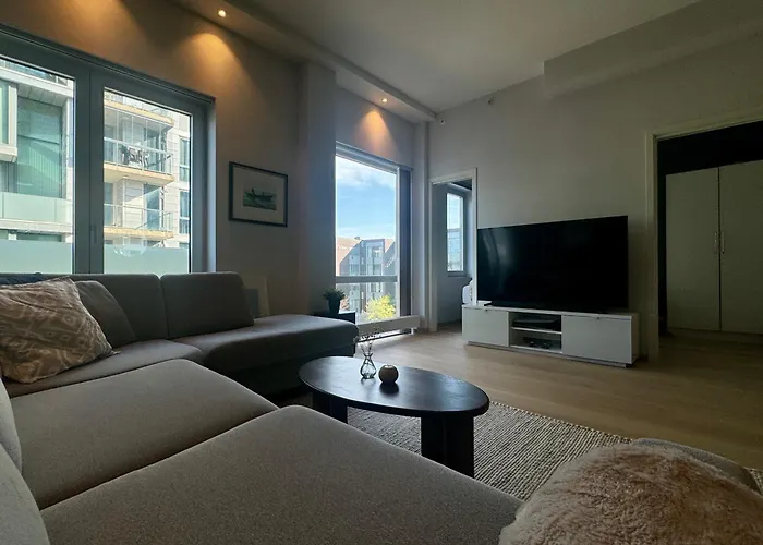 Moderne Sentral I Med Gratis Parkering *