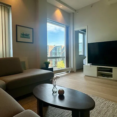 Moderne Sentral I Med Gratis Parkering Stavanger