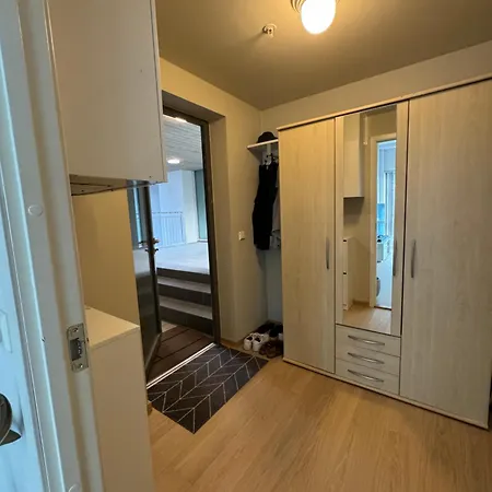 Moderne Sentral I Med Gratis Parkering